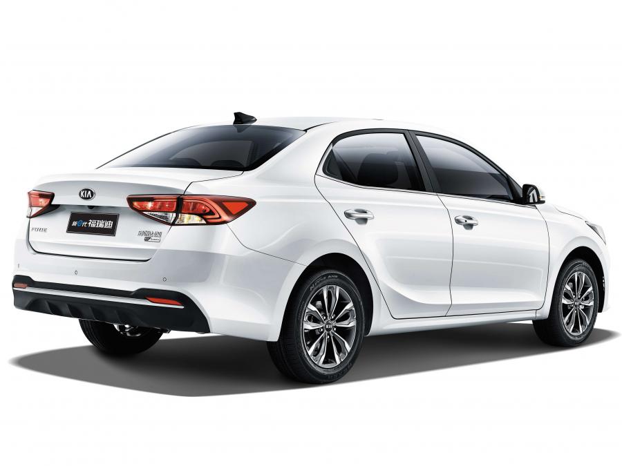  Kia Forte 2017 года  (CN) (фото 2 из 2)